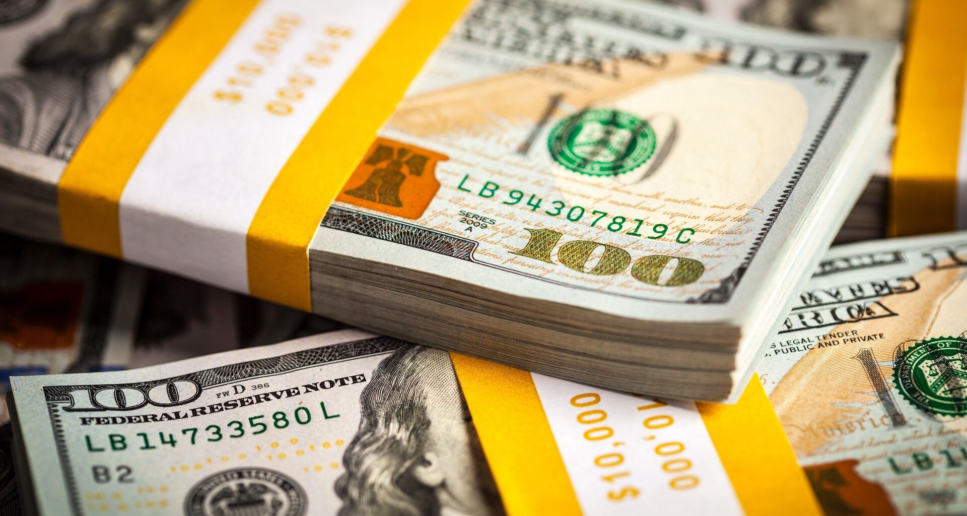 Koszty rzędu kilkunastu miliardów funtów. Są sankcje za cyberataki