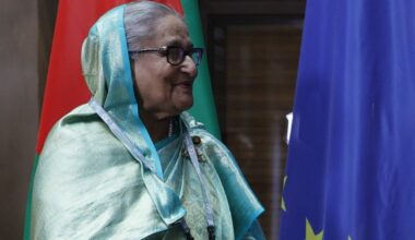 Była premierka Bangladeszu skazana na karę śmierci. Ukrywa się w Indiach