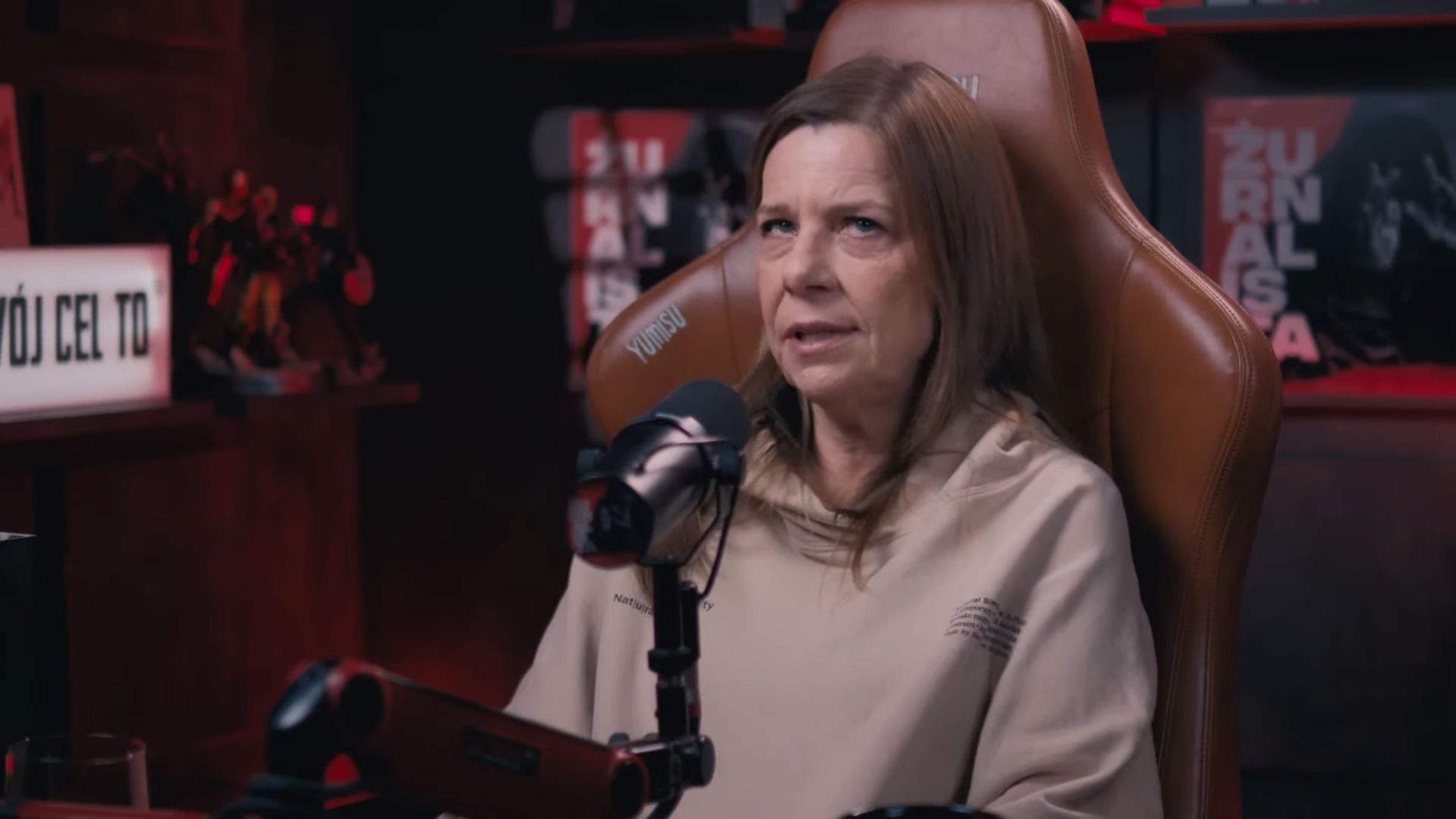 Agata Kulesza u Żurnalisty