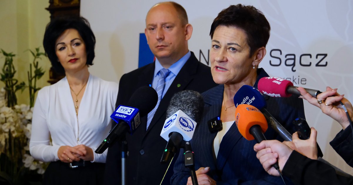 Bożena Borkowska przejęła oficjalnie obowiązki prezydenta Nowego Sącza