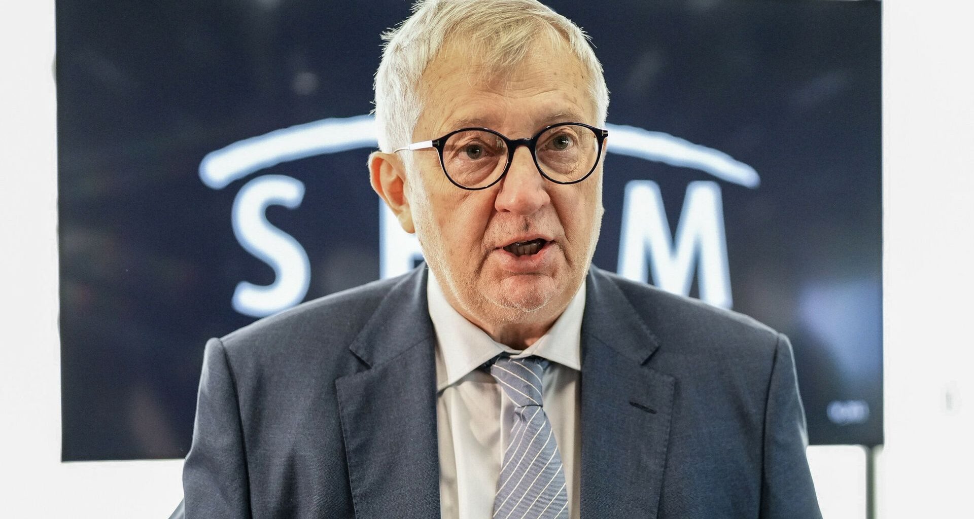 Poranek Wirtualnej Polski. Gościem programu jest Krzysztof Szczucki