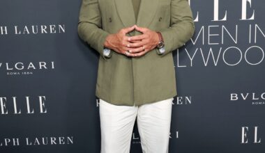 Tłum gwiazd na imprezie "Elle". Jennifer Aniston odsłoniła muskuły