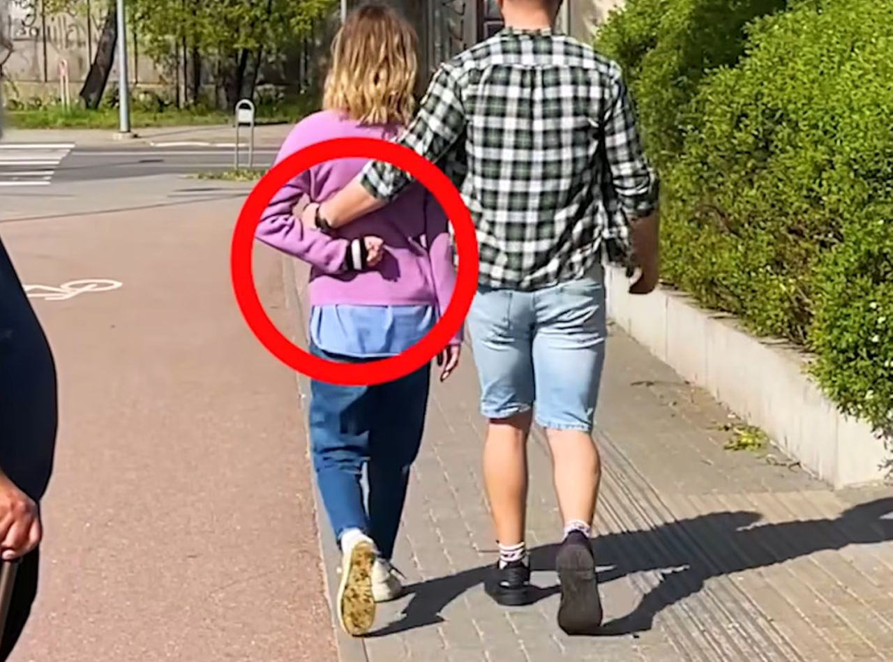 Widzisz taki gest? Nie lekceważ. Od razu zadzwoń na policję