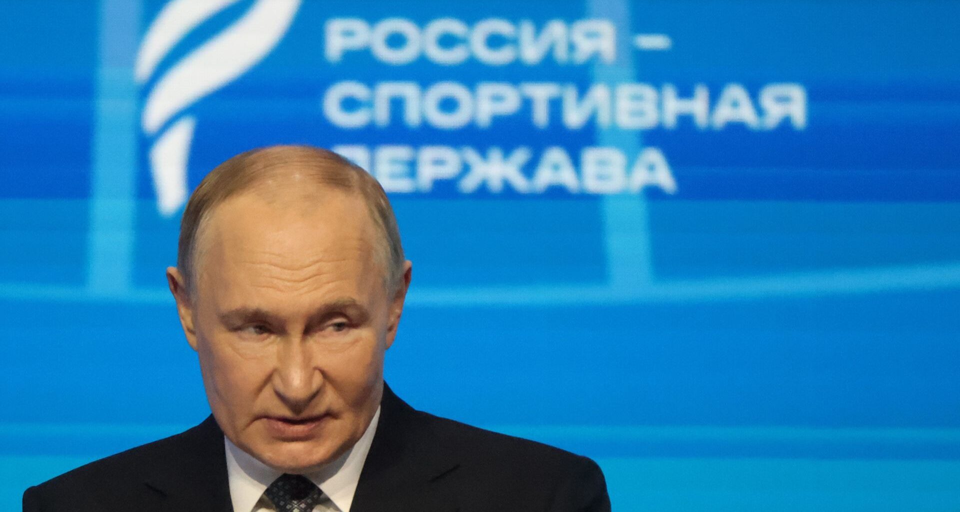 Deszcz, mgły i chłód. Taka aura czeka Polskę 11 listopada