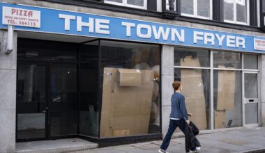 Chiny jedynym supermocarstwem przemysłowym. Szef Rosnieftu rozkłada czerwony dywan