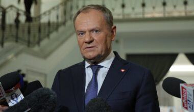 Spór o nominacje. Donald Tusk odpowiada Karolowi Nawrockiemu. "Jeszcze jest czas"