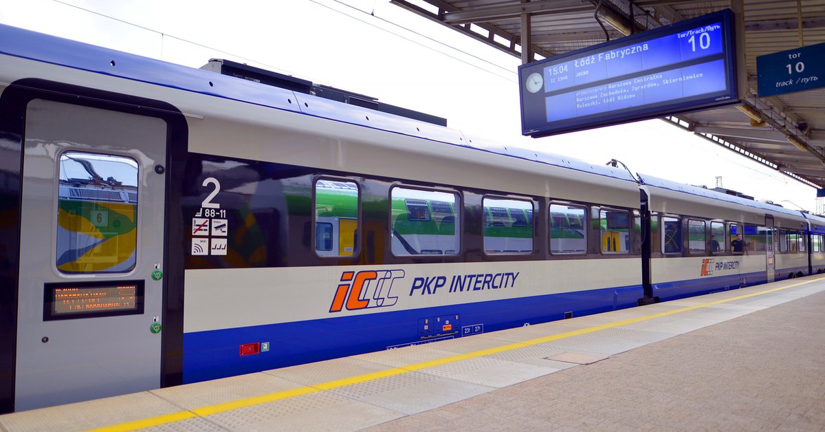 PKP Intercity zawiesza przesyłki konduktorskie. "Do odwołania"
