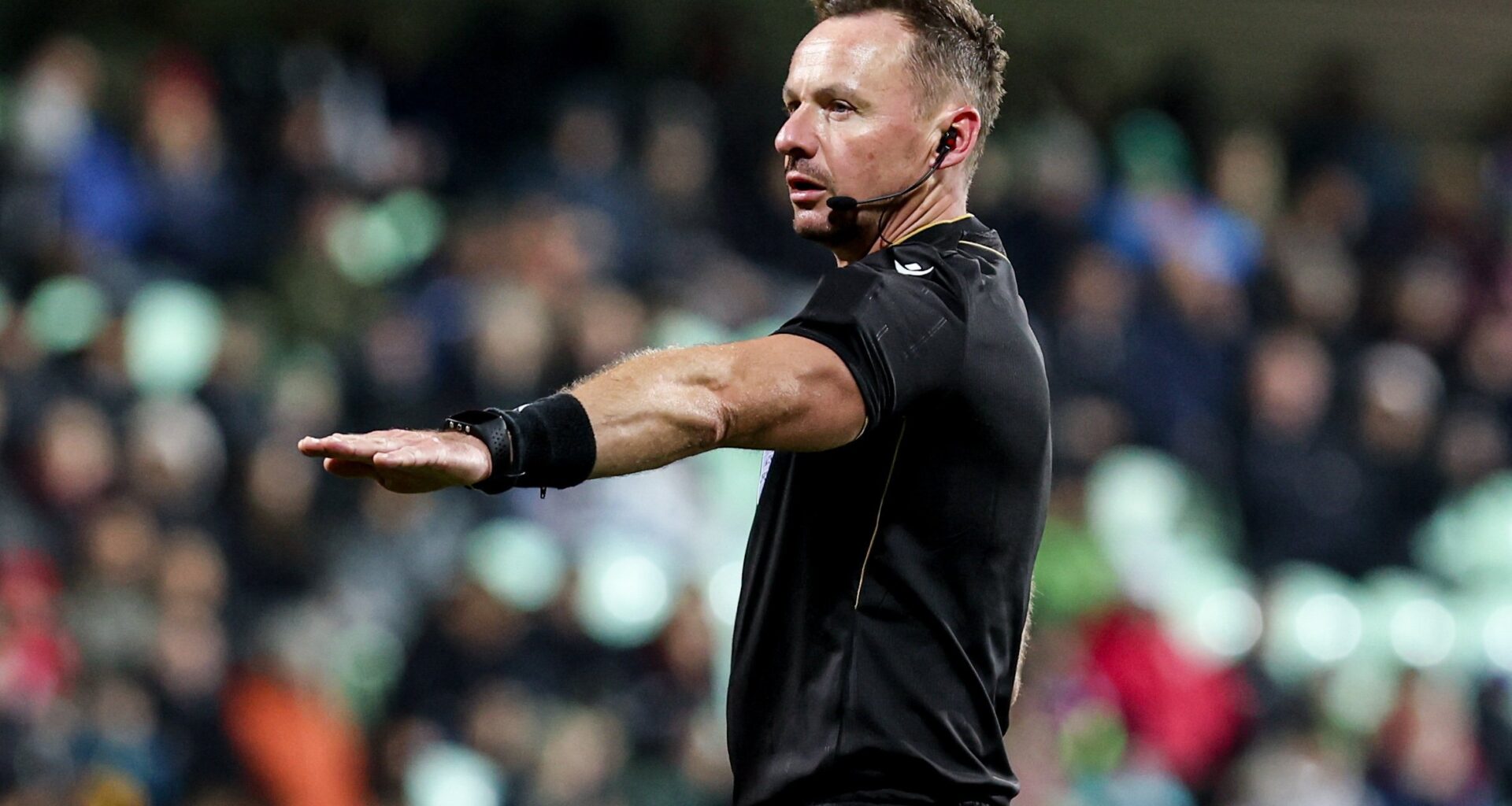 Polski sędzia krytykowany w... San Marino. Poszło o rzut karny