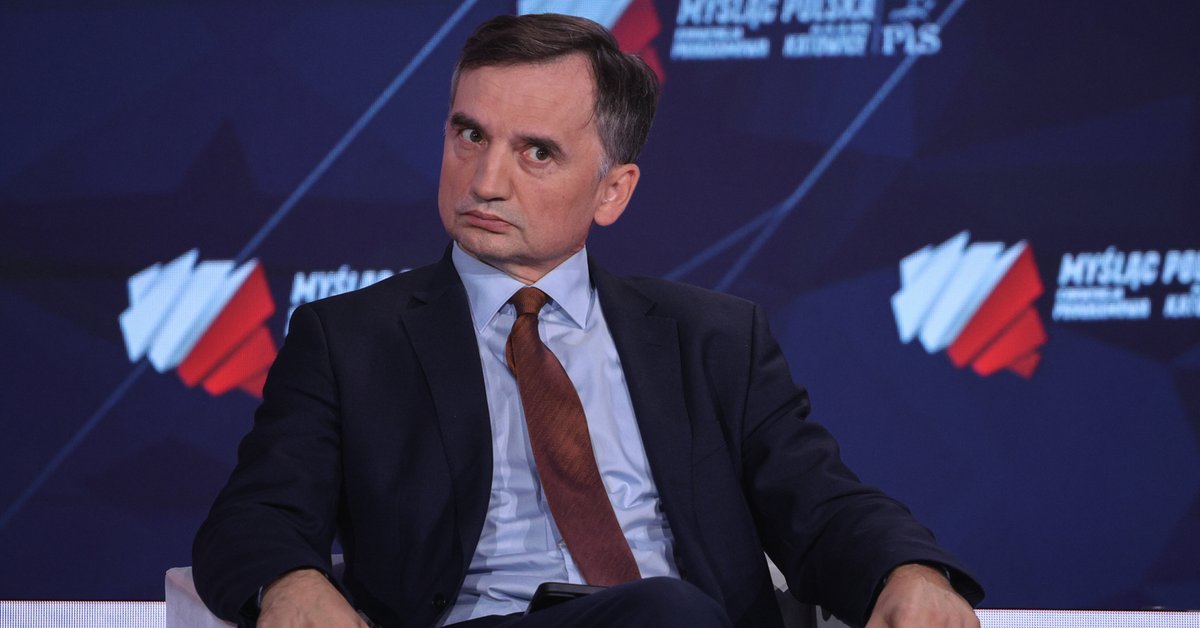 Posiedzenie w sprawie Ziobry dopiero w grudniu. Korneluk: nie dziwi mnie to