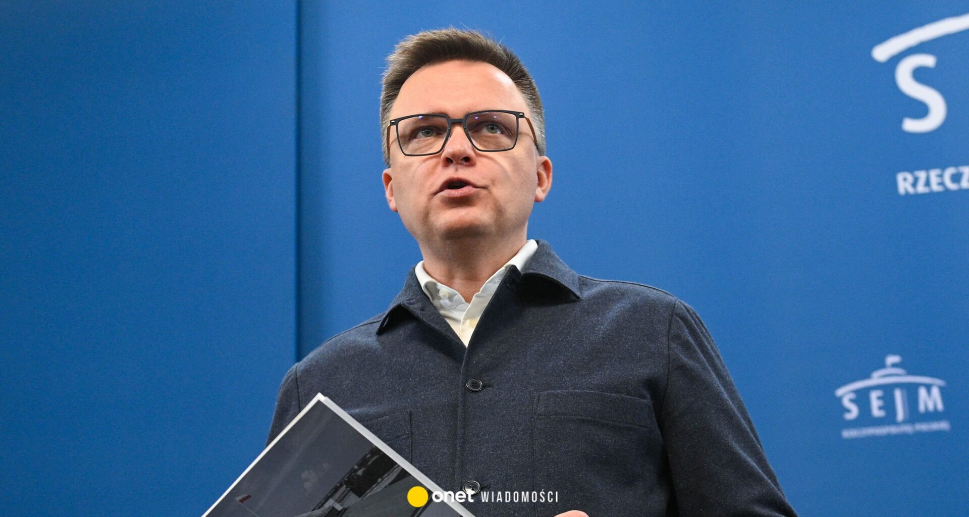 Służby zabezpieczyły dokumenty z podpisami Szymona Hołowni. Tak to wyglądało