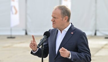 Donald Tusk ostrzega Ukrainę. "Przegracie wojnę, jeśli będziecie to tolerować"