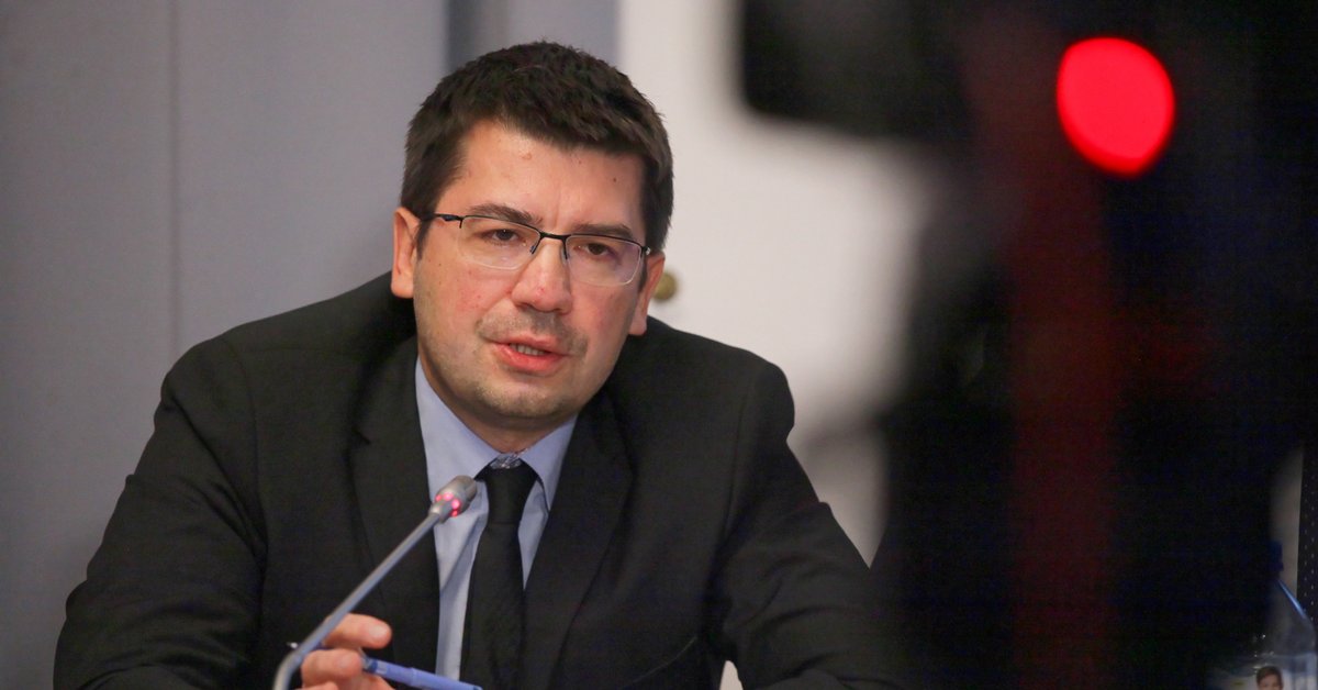 Trzęsienie ziemi we władzach NIK. "Wnioski wpłynęły do komisji" - Onet