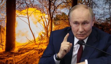 Władimir Putin, w tle ukraińska jednostka artylerii, 11 sierpnia 2025 r.