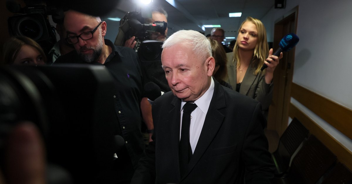 Jarosław Kaczyński stawił się w sądzie. "W dalszym ciągu tak uważam"