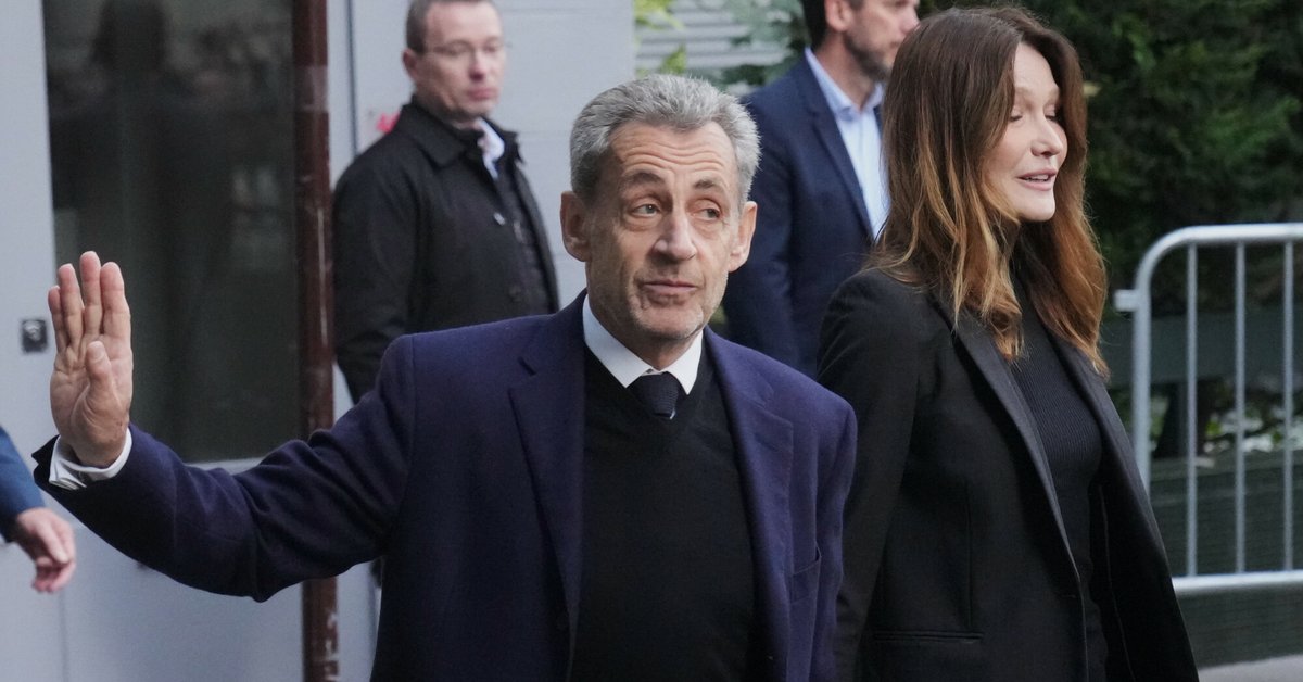 Nicolas Sarkozy opuścił więzienie - Onet