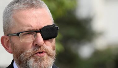 Grzegorz Braun „nagrodzony” przez białoruską organizację, działającą na rzecz Rosji [NEWS OKO.PRESS] - OKO.press