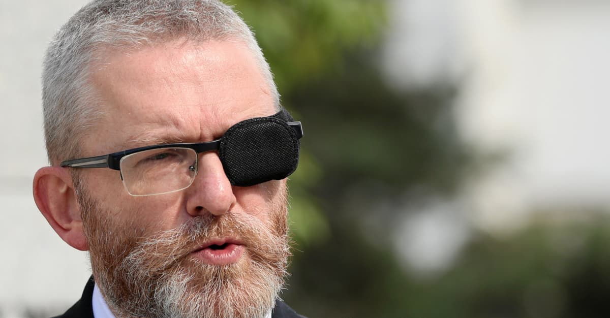 Grzegorz Braun „nagrodzony” przez białoruską organizację, działającą na rzecz Rosji [NEWS OKO.PRESS] - OKO.press