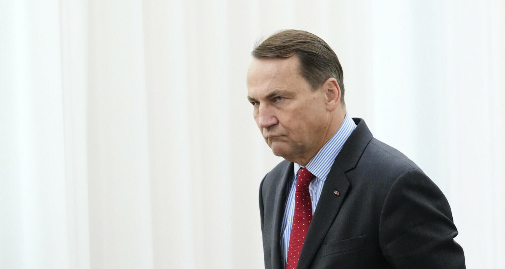 "Sikorski był wstrząśnięty". Lewicka ujawnia kulisy zamkniętego posiedzenia klubu KO