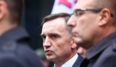 Ziobro już nie ucieknie. Ruszyła procedura blokady prywatnego paszportu polityka