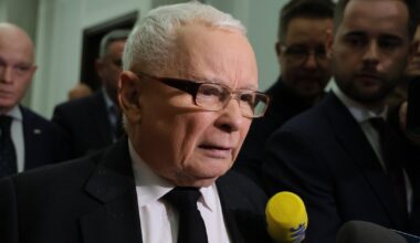 PiS z coraz większą stratą do KO. Najsłabszy wynik od dziewięciu lat [SONDAŻ]