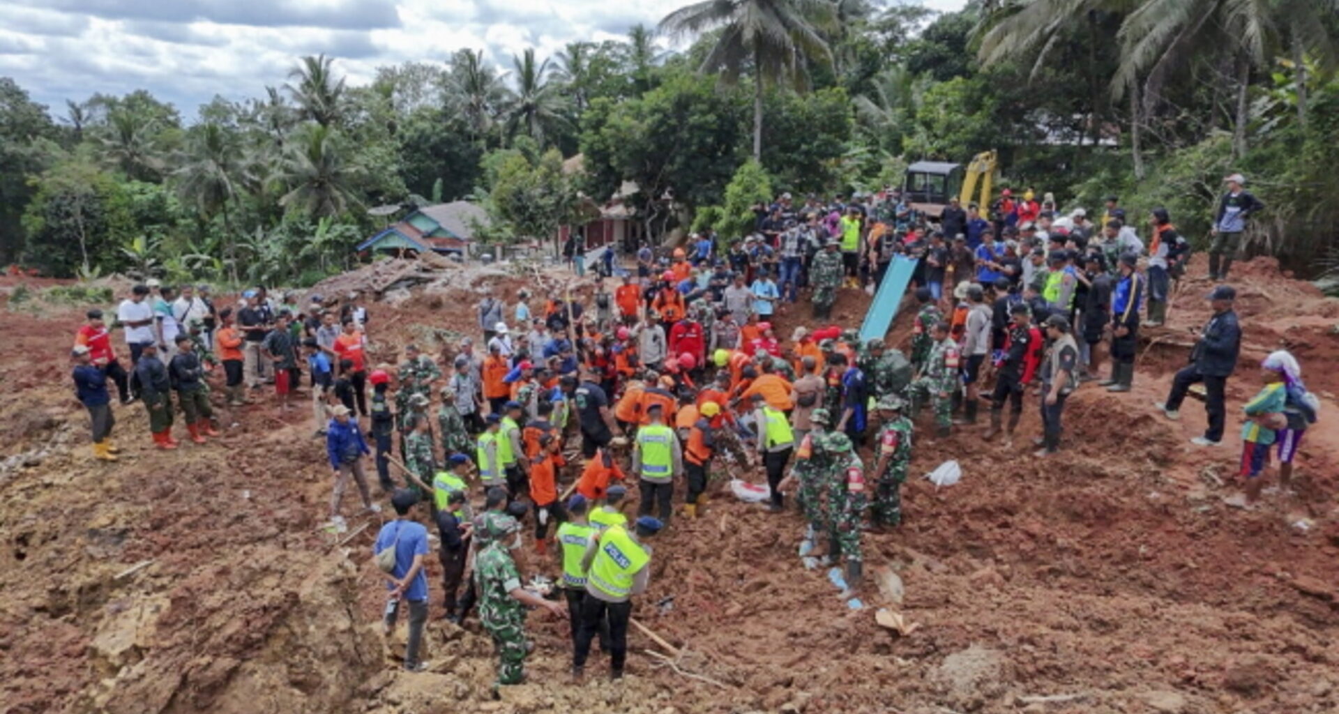 Tragiczne wydarzenia na wyspie Jawa. 11 osób nie żyje, poszukiwania trwają