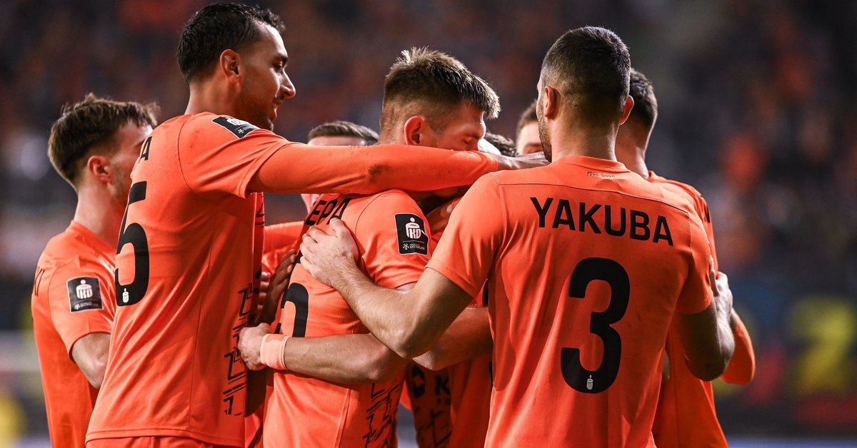 Arsenal zmarnował wielką szansę w hicie! I to mimo czerwonej kartki rywali