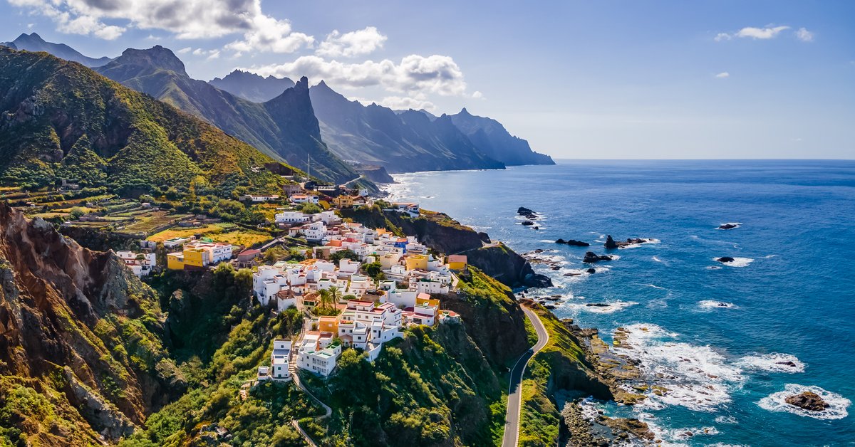 Potężne fale u wybrzeży Teneryfy. Nie żyją trzy osoby - Onet