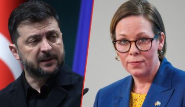 Z lewej prezydent Ukrainy Wołodymyr Zełenski. Z prawej minister spraw zagranicznych Szwecji  Maria Malmer Stenergard
