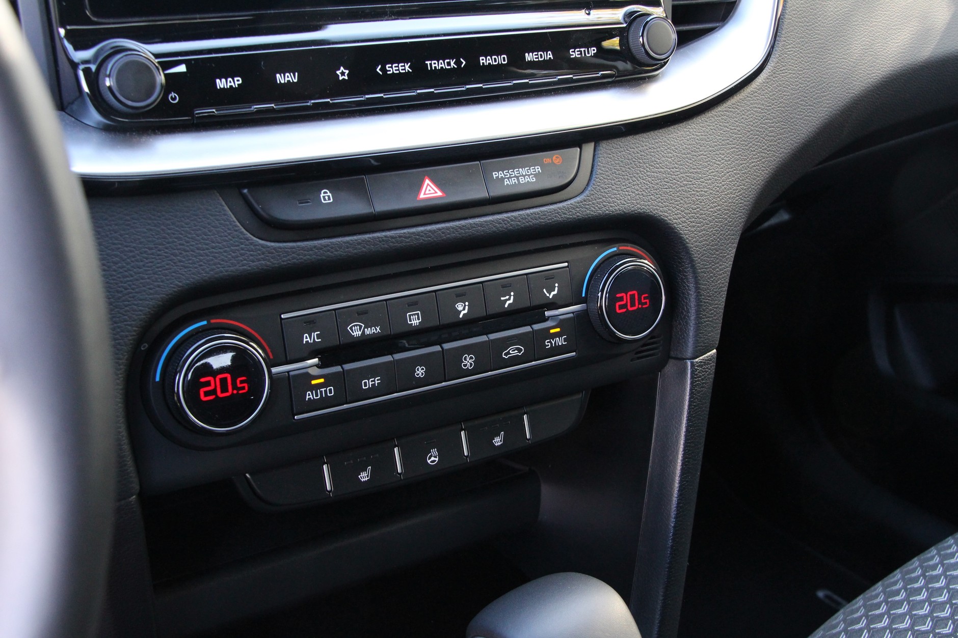 Kia Ceed kombi 1.5 T-GDI DCT Tribute