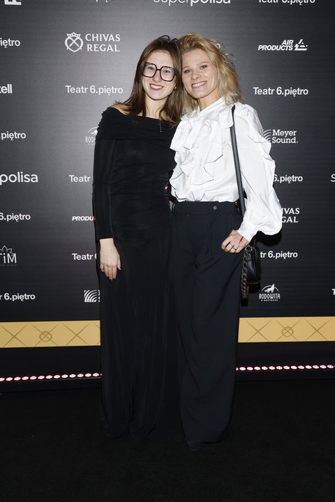 Julia Gąsowska, Anna Głogowska