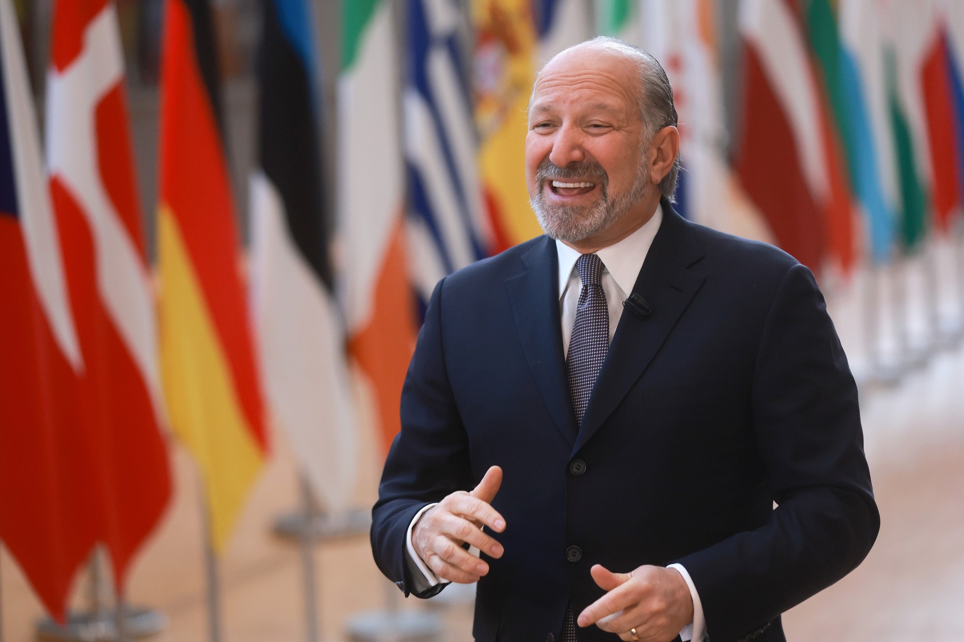 Howard Lutnick, sekretarz handlu USA, przed spotkaniem z europejskimi ministrami handlu. Bruksela, 24 listopada 2025 r.