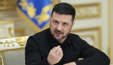 Rosja uderzyła w Ukrainę. Wołodymyr Zełenski mówi o "nikczemnym ataku"