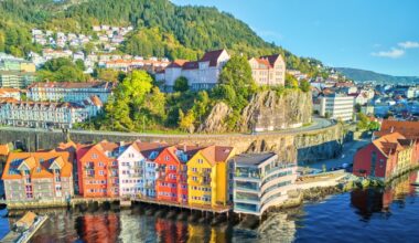 Polacy coraz częściej pobierają emerytury z Norwegii. Liczby robią wrażenie