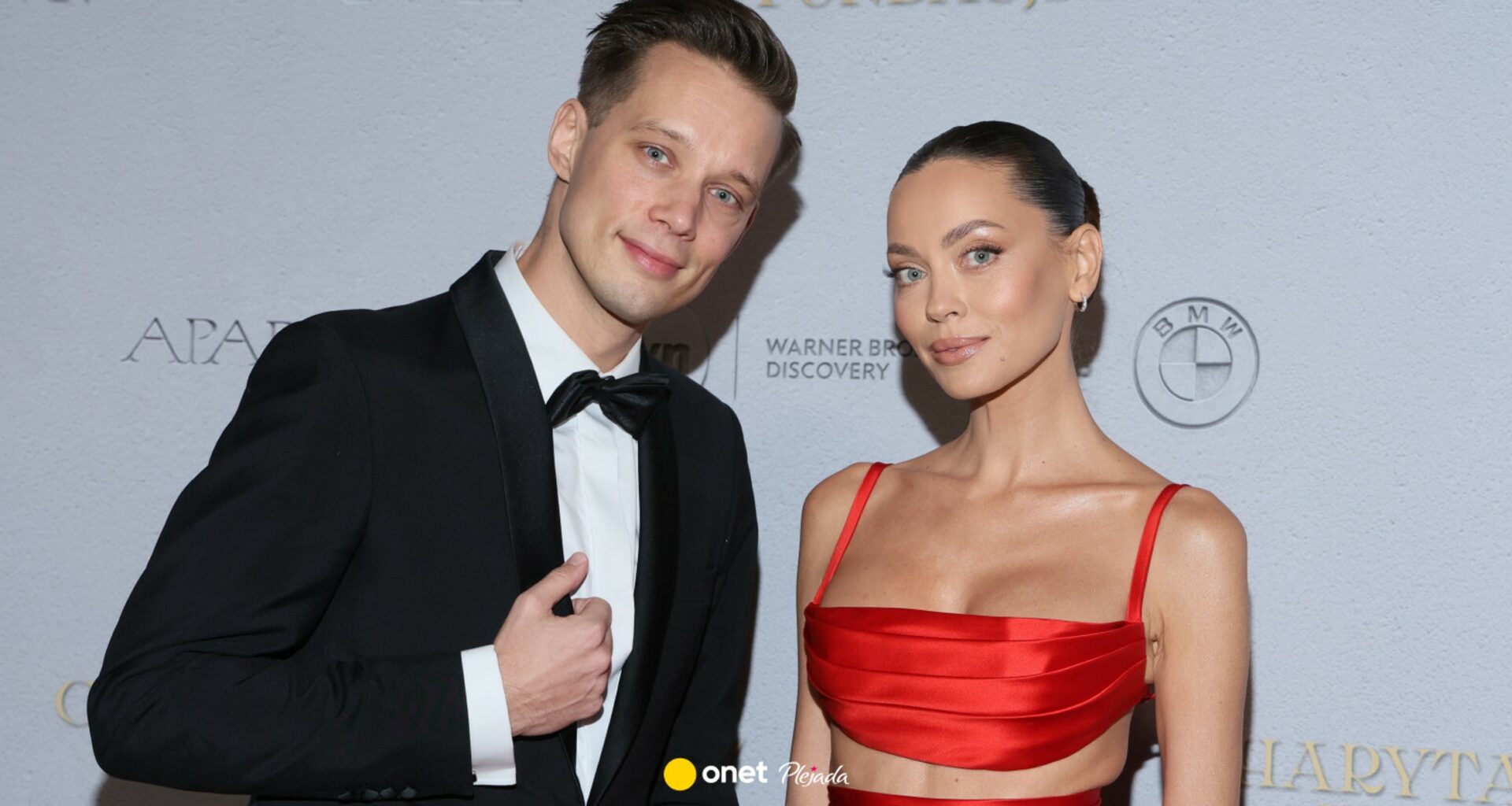 Prosto z "Afryka Express" na bal TVN-u. Edyta Zając zachwyciła w dwuczęściowej kreacji - Plejada