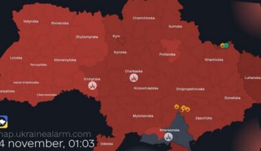 Alarm w całej Ukrainie. Rosja atakuje dronami i rakietami - Onet