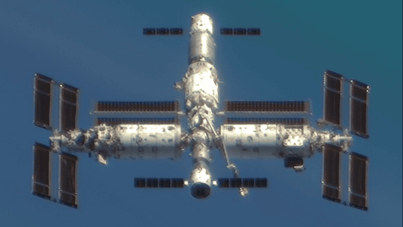 Chińska stacja kosmiczna Tiangong sfotografowana przez satelity firmy Maxar Technologies.