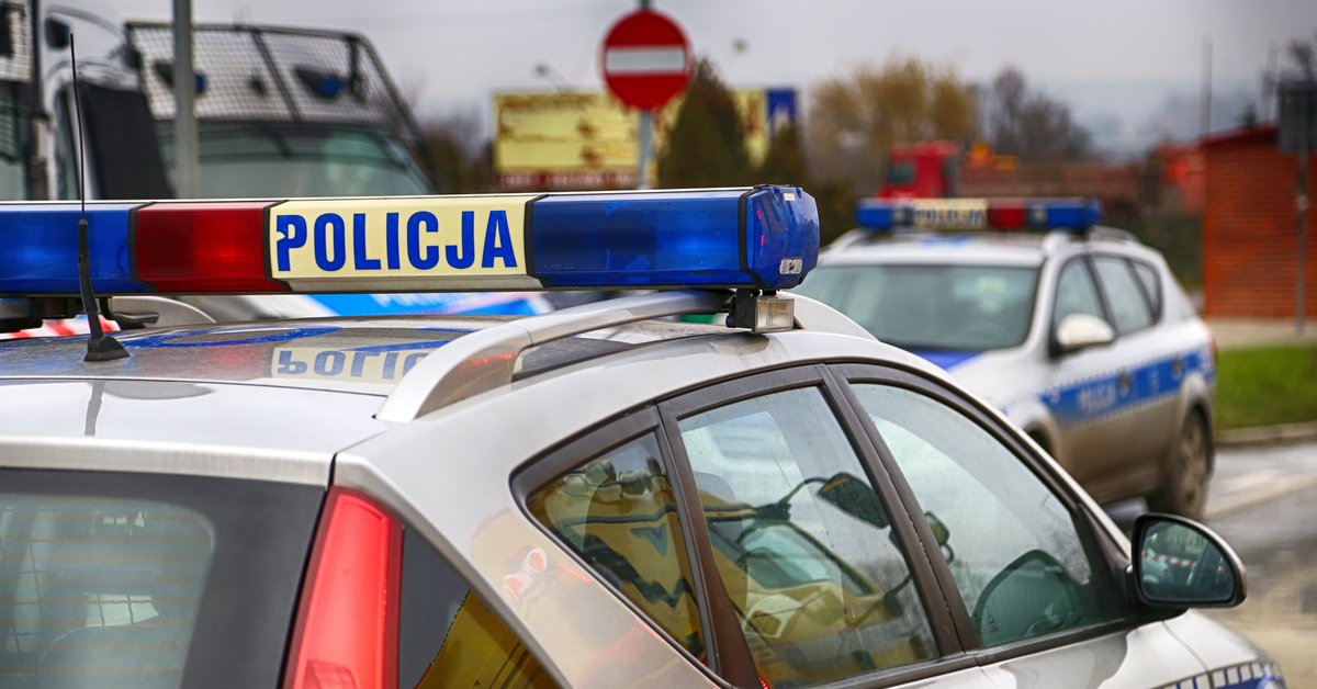 Groźny incydent pod Chrzanowem. Z helikoptera spadł ładunek - Onet