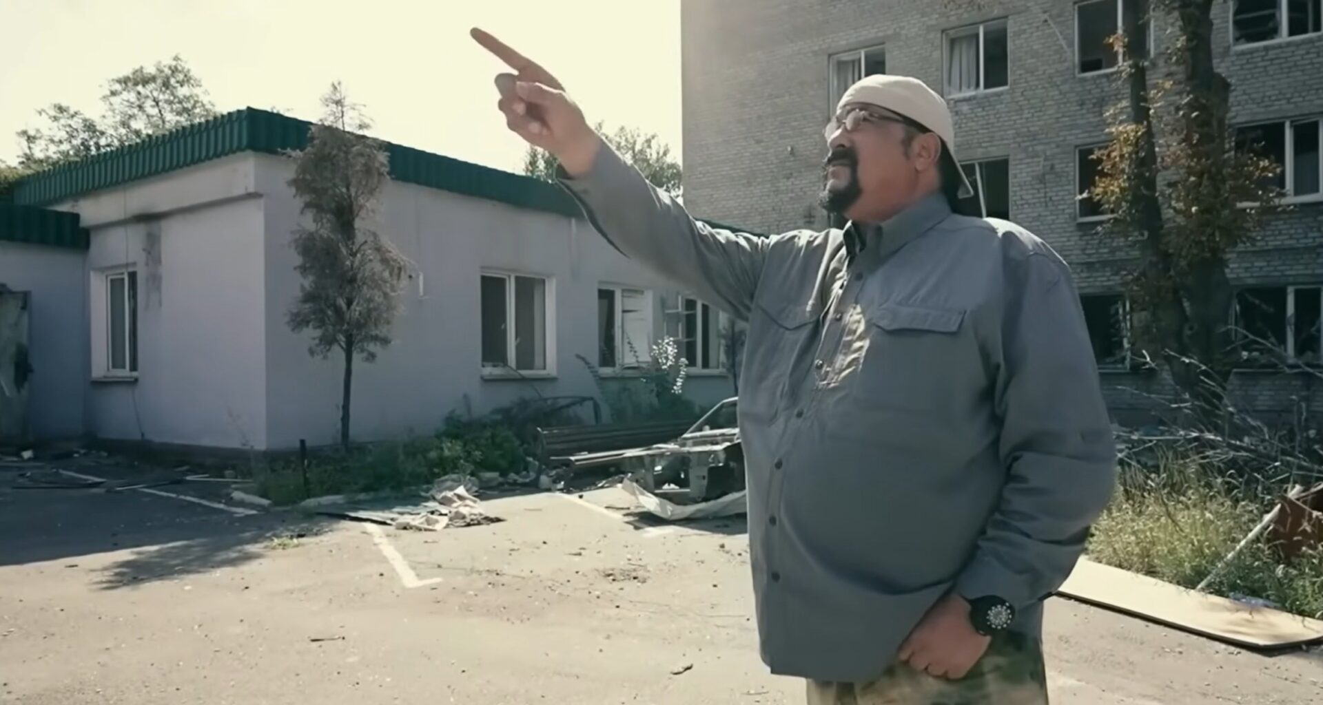 Steven Seagal w służbie Putina. W Polsce jest gwiazdą ramówek. "Pojawił się problem"