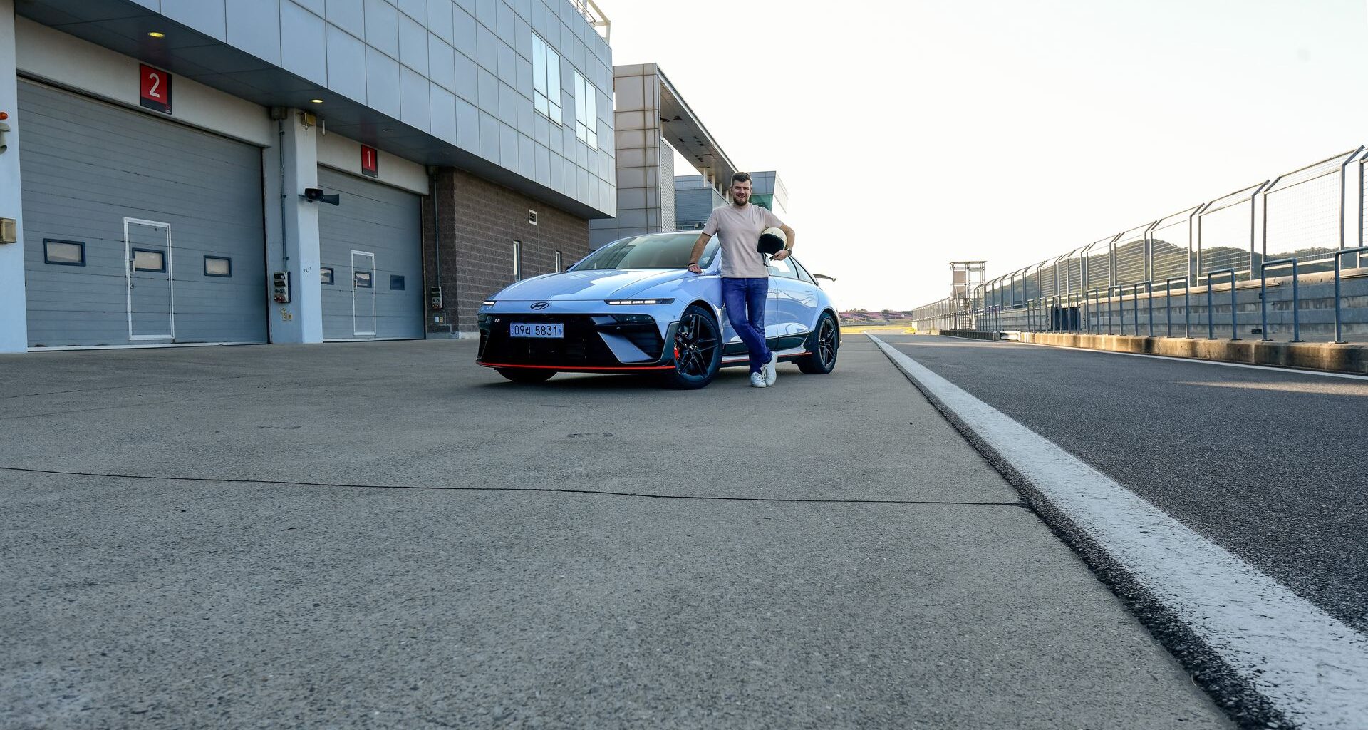 Exlantix - nadchodzi nowa chińska marka. To nie będą auta dla każdego