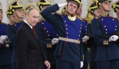 Gospodarka Rosji słabnie, Rosjanie w panice. Ograniczyli spożycie jedzenia