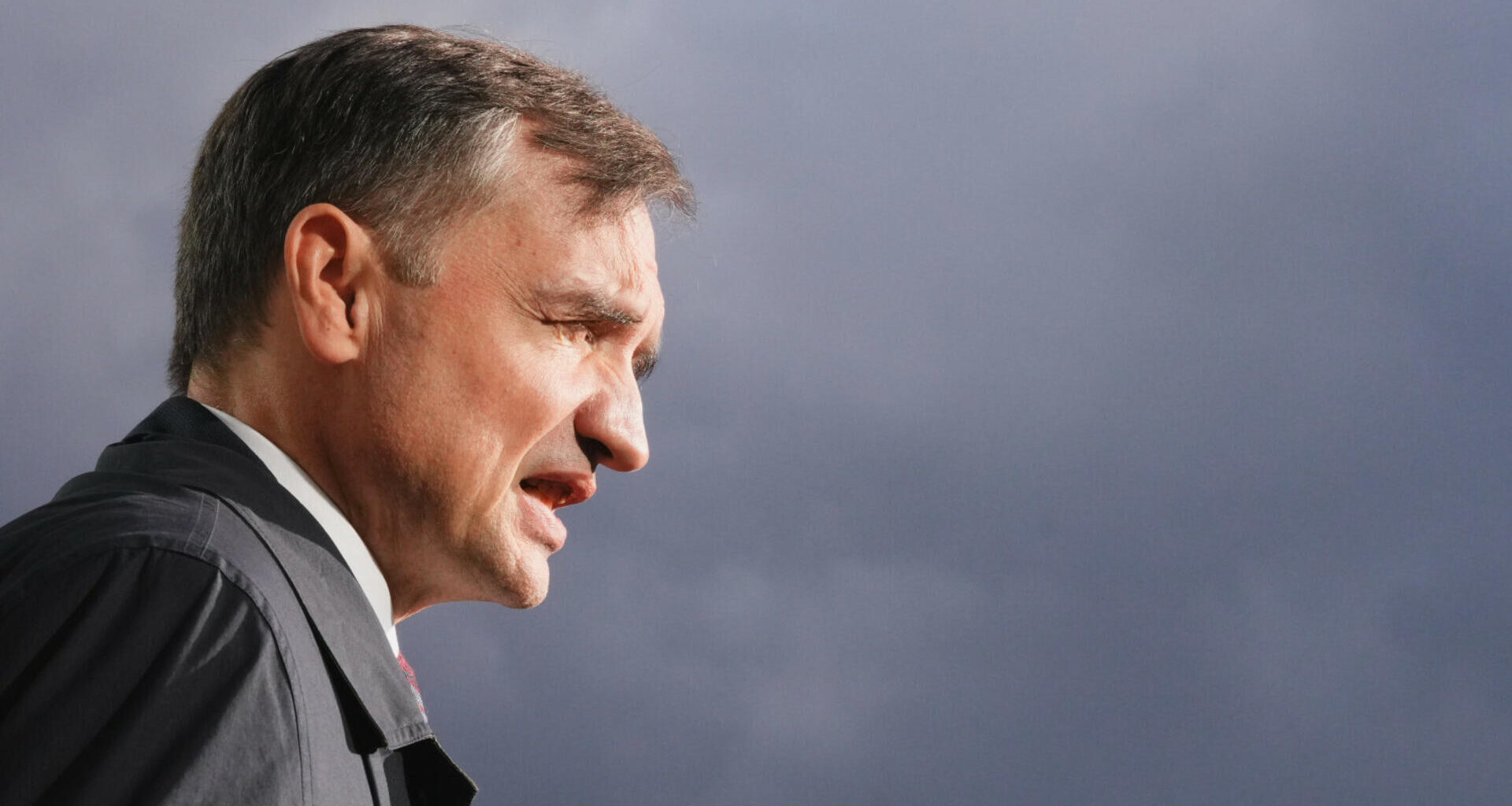 Ziobro nie chce się zrzec się immunitetu. Zostanie w Budapeszcie? "To byłoby skazanie się na margines"