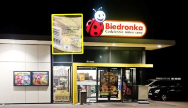 Niemcy zwracają uwagę. Na Wszystkich Świętych Polacy wydają miliony