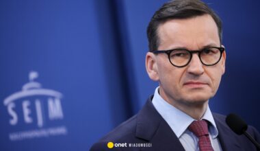 Burzliwe kulisy rady programowej w PiS. "Morawiecki był oburzony"
