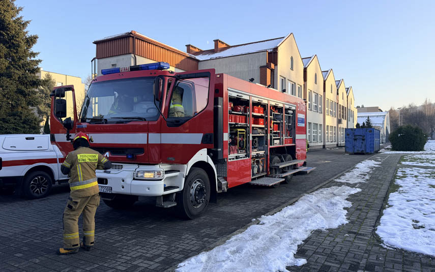 Ewakuacja szkoły na osiedlu Pod Skarpą