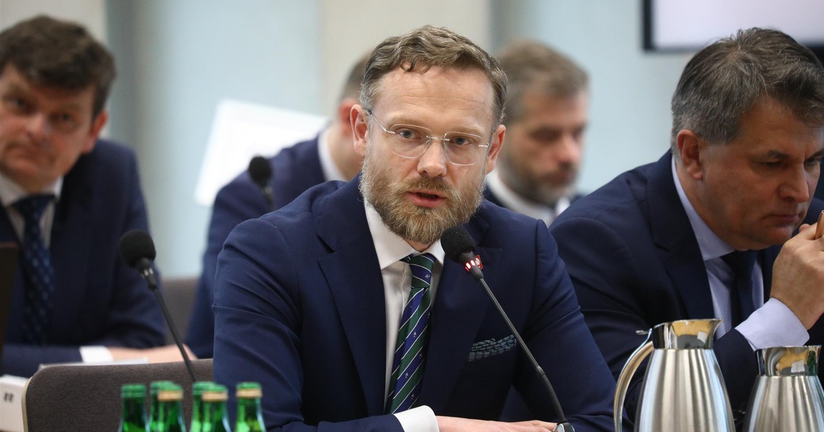 Ludzie Nawrockiego zadają niewygodne pytanie. Rząd może mieć kłopot