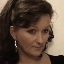 Koniec bezużytecznej Siri w Polsce? iOS 26.2 pozwoli ustawić Gemini jako domyślnego asystenta