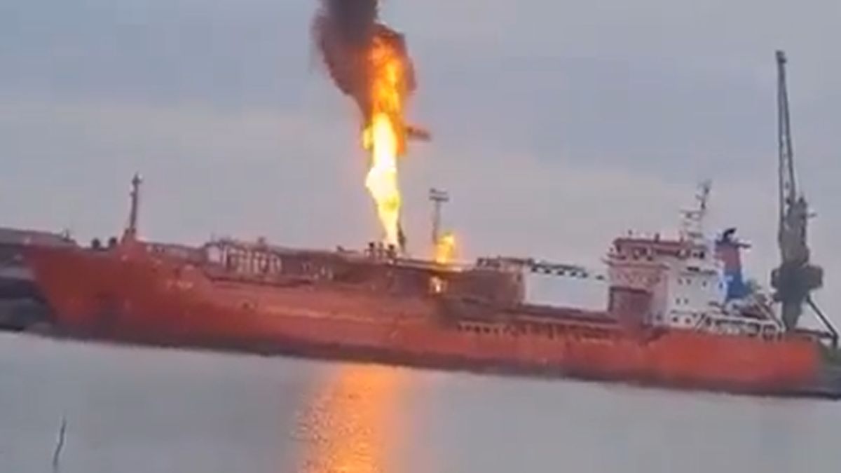 Rosjanie zaatakowali turecki tankowiec. Przewoził gaz z USA? - Świat