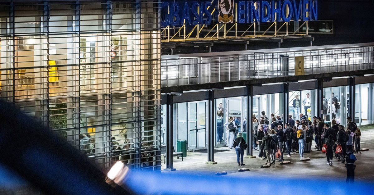 Holendrzy zamknęli lotnisko. "Siły antydronowe gotowe do interwencji" - Onet