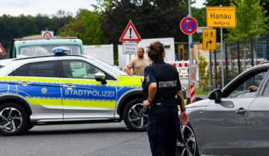 Policja w Hanau w trakcie dochodzenia ws. krwawych swastyk