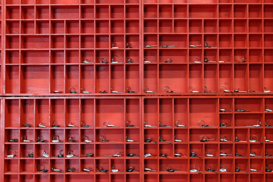 1/40 s, f/4, ISO 1600, 45.0 mm